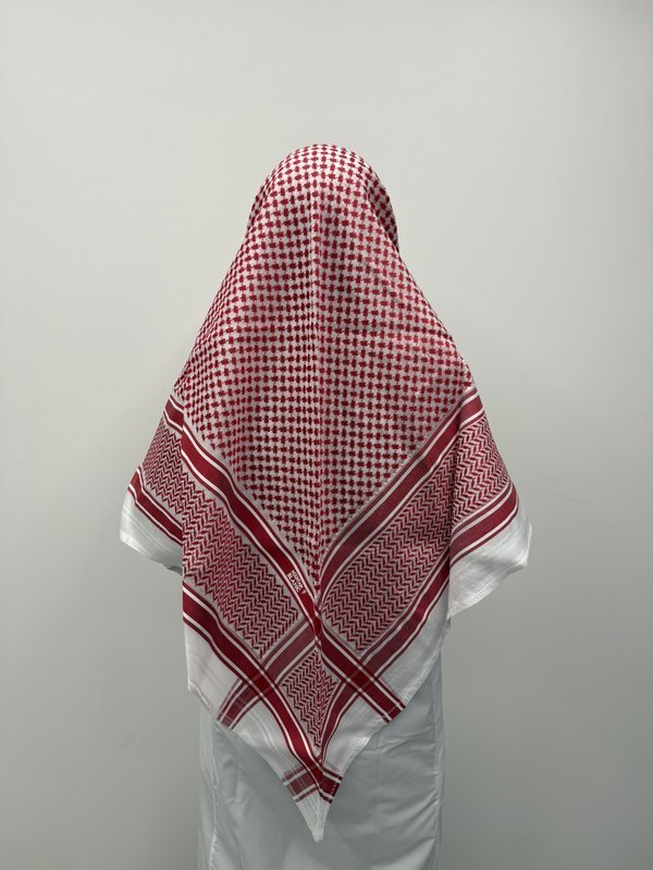 White and Red Saudi - View 3